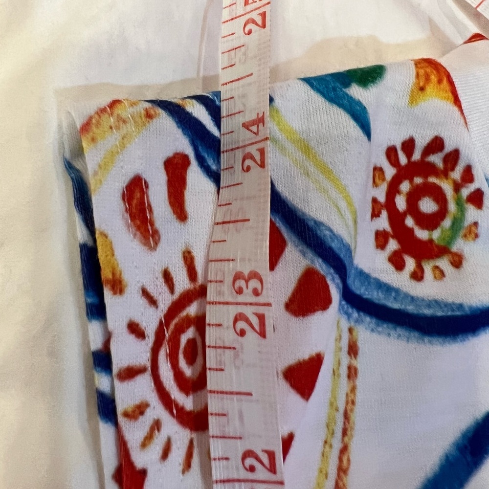 Colorful fish like print tank top. - Picture 4 of 6